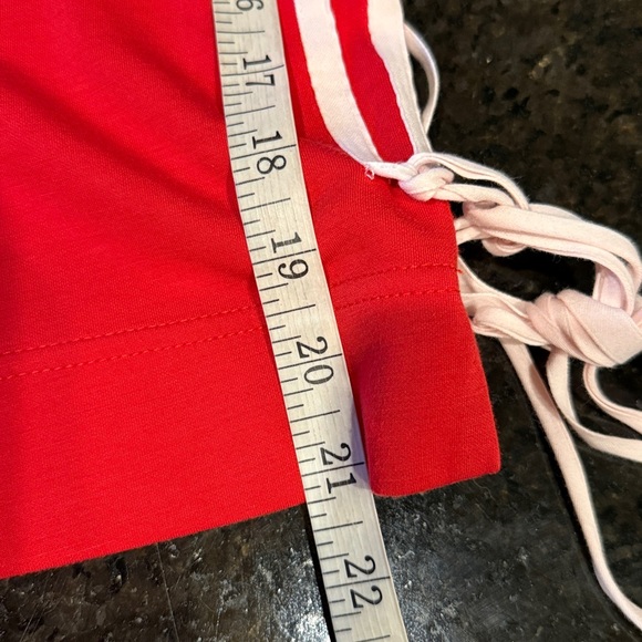 Anthropologie Find Me Now Basketball Bermuda Shorts Red Size Small - Picture 12 of 14